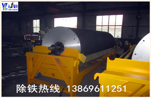 2.����Ͳʽ��ѡ����ʹ�ù����е�ע������  ����2.1.��ѡ���ڿ���ǰӦע�����Դ��·.����װ��.��е���ϵͳ���豸��Χ���,ȷ���������ϰ�����ܿ���;  ����2.2.�豸�Ŀ���Ӧ��һ����˳�����.һ����˵���������չ��̴Ӻ���ǰ��,ͣ�����෴;  ����2.3.����ʱ,�ȴ��豸����ˮ��,�ſ�ڿ�ʼӦСЩ,Ȼ�����,���𲽵�������������;  ����2.4.��ʽ��ѡ���豸ȫ��ͣ��ʱ,Ӧ����ˮ�ù�����Ա��ϵ,Ȼ��ֹͣ����,���𽥹ر�ˮ�ź��ſ��;�����𽥹ر�ˮ��,��������ˮ�ñ���.�ֲ�ͣ����Ӧ������ϵ,�Ա�ȷ��ˮ�ÿ���̨��;